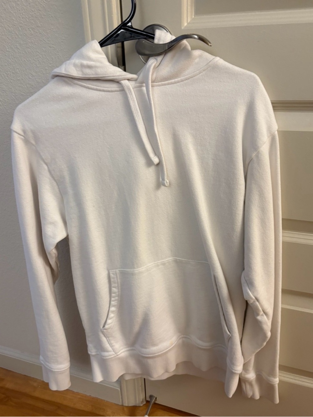 KITH unisex white hoodie